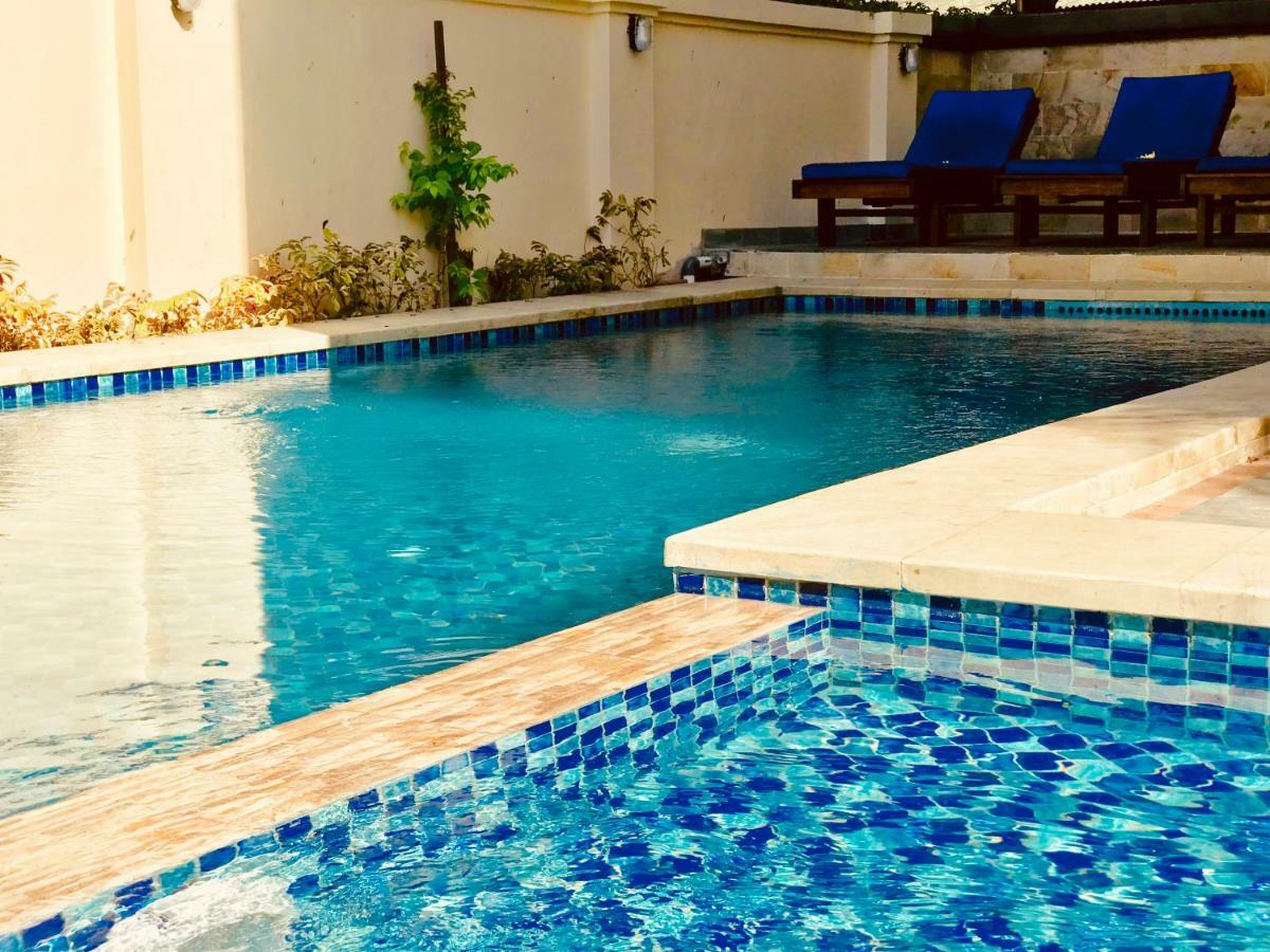 Готель Familytel Bali Kuta Selatan Екстер'єр фото
