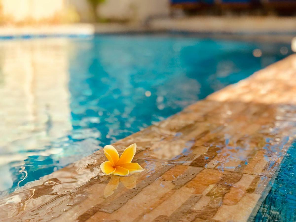 Готель Familytel Bali Kuta Selatan Екстер'єр фото
