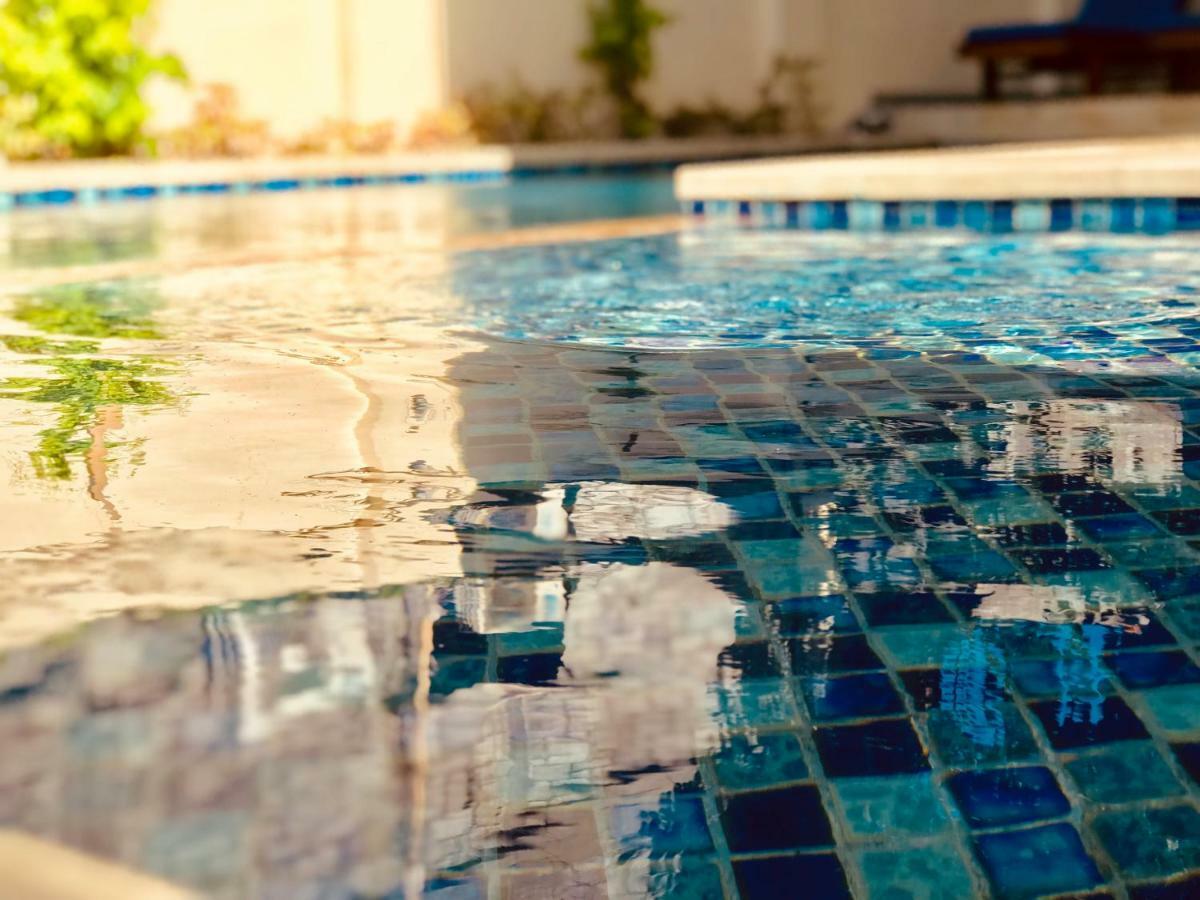 Готель Familytel Bali Kuta Selatan Екстер'єр фото