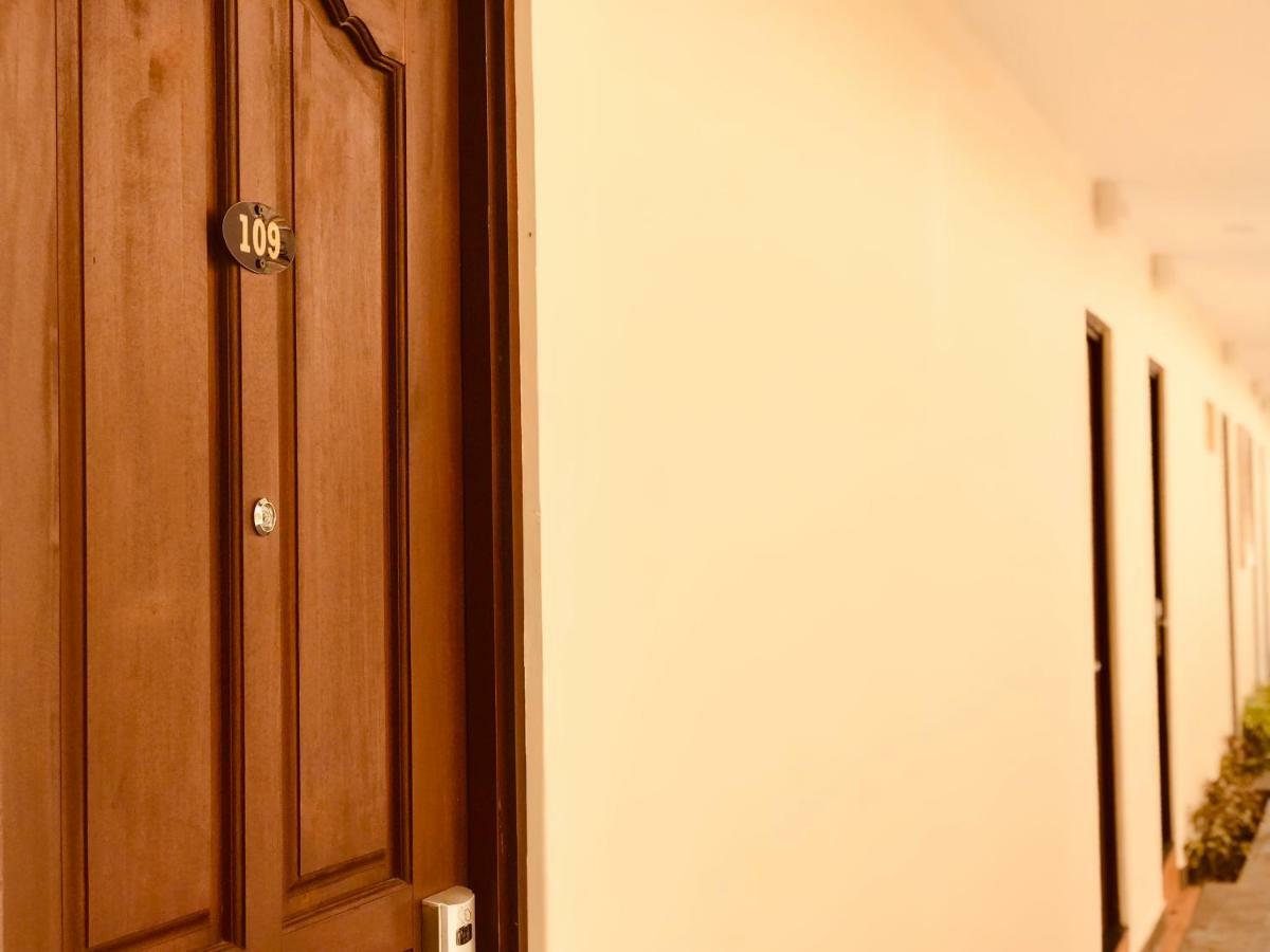 Готель Familytel Bali Kuta Selatan Екстер'єр фото